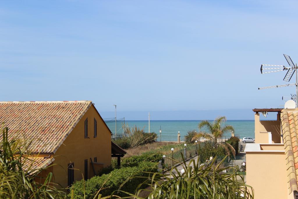 Casa Vacanze Roccella Beach Campofelice Di Roccella Buitenkant foto