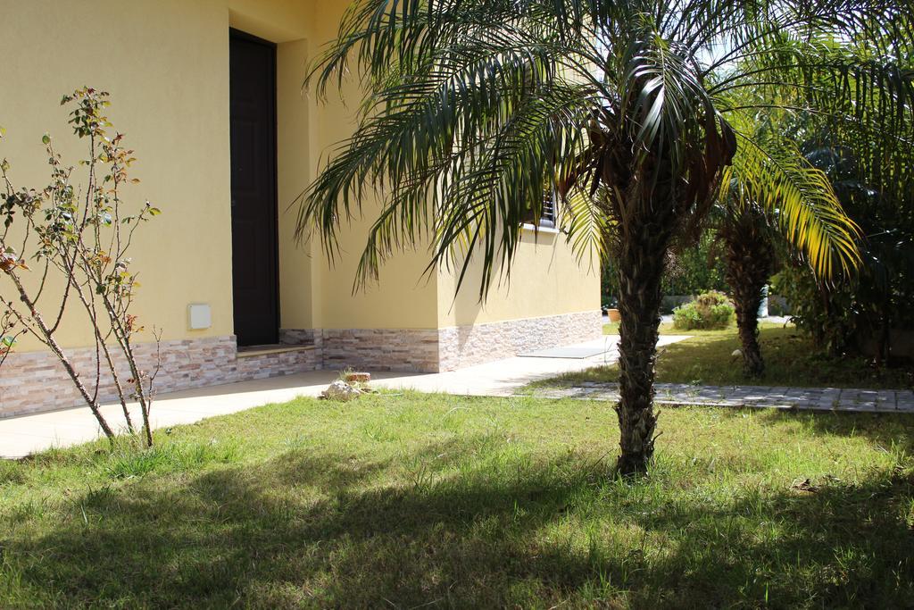 Casa Vacanze Roccella Beach Campofelice Di Roccella Buitenkant foto